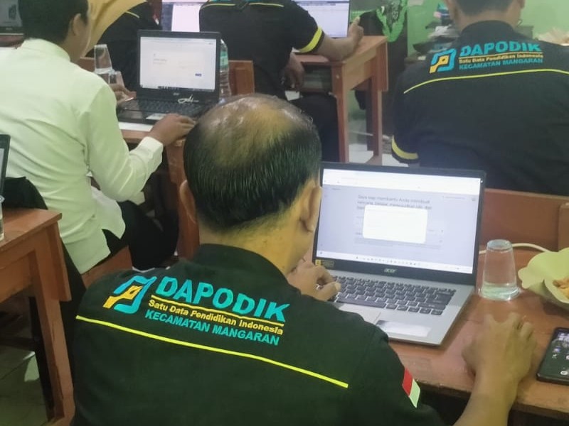 Rapat Rutin KKOPS Kec. Mangaran